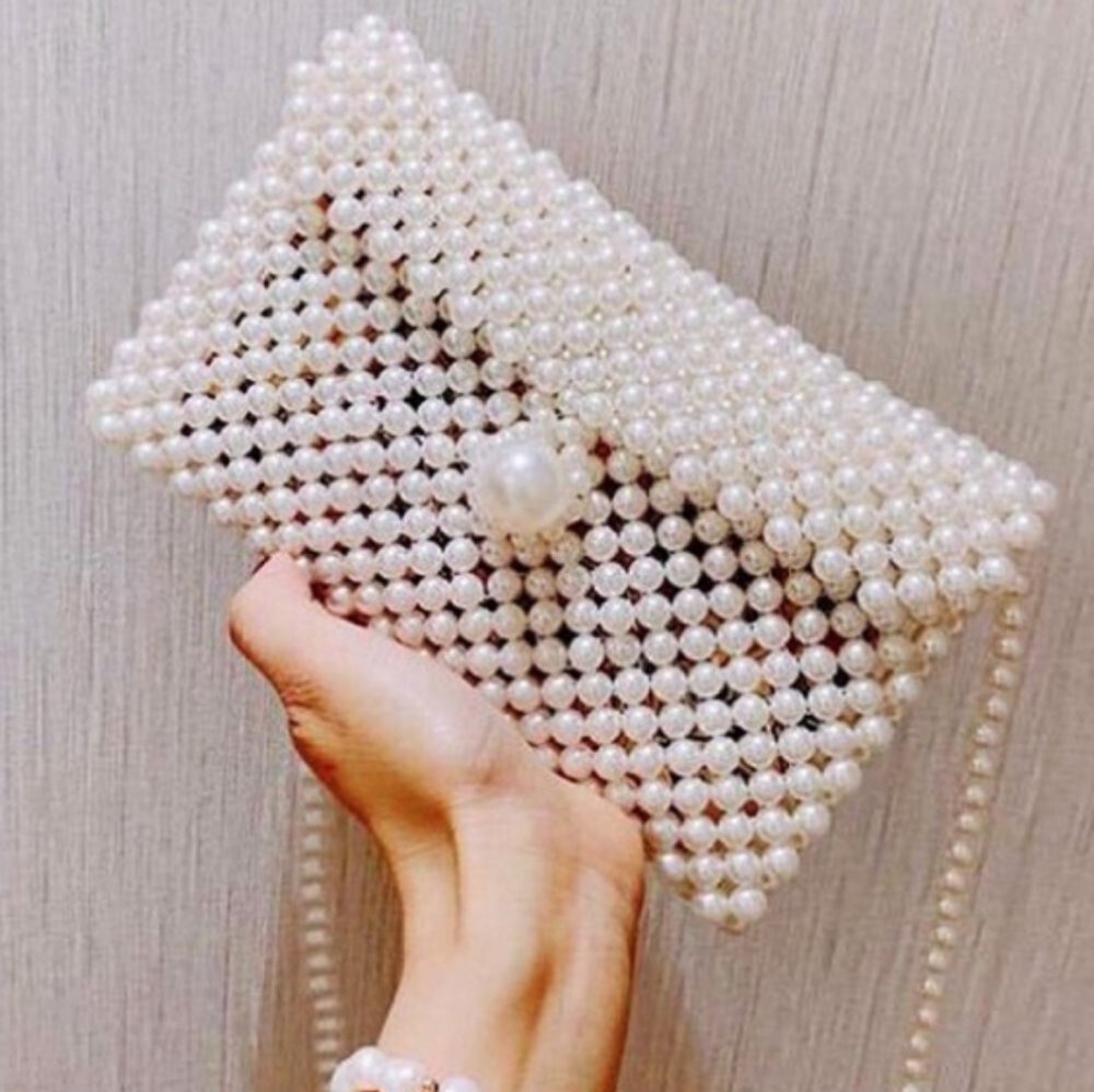 LUXURY WHITE PEARL BAG